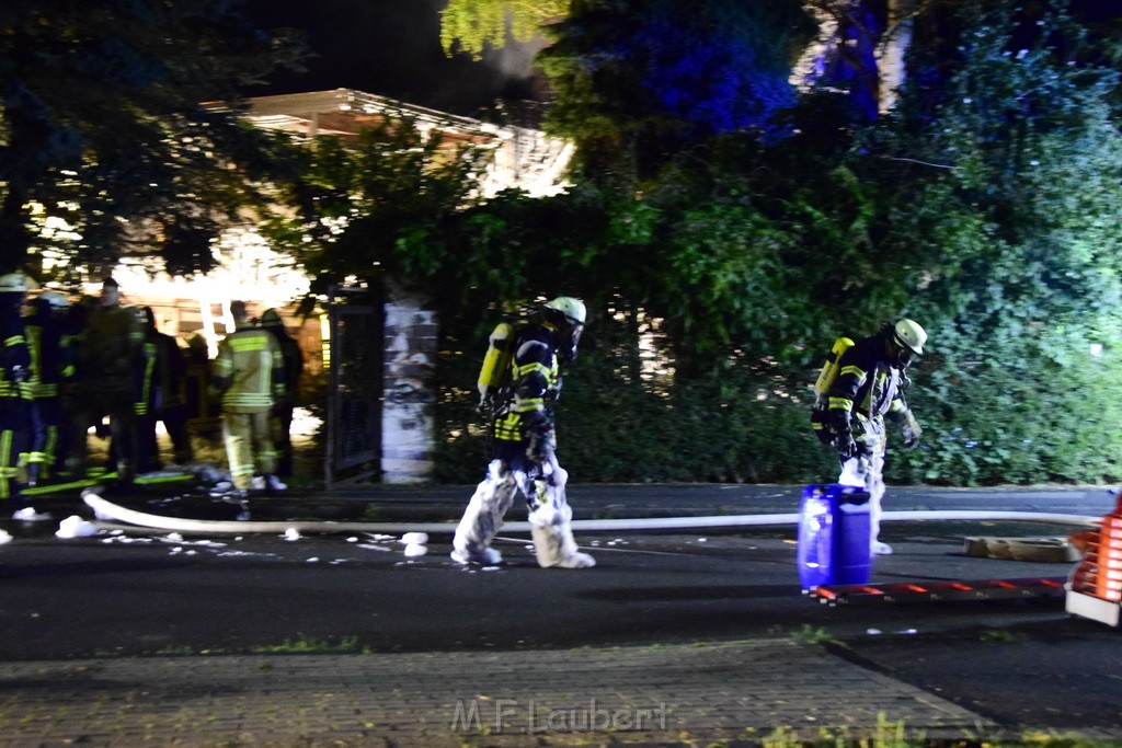 Grossfeuer Einfamilienhaus Siegburg Muehlengrabenstr P0545.JPG - Miklos Laubert